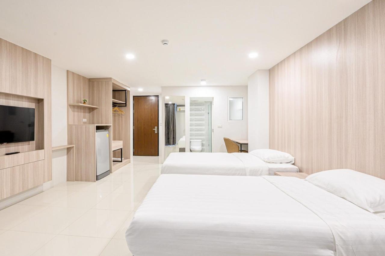 Bear'S Den Hotel Pattaya Haat Jomtien Eksteriør bilde